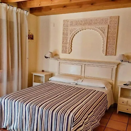 Ξενοδοχείο Abadia 2*