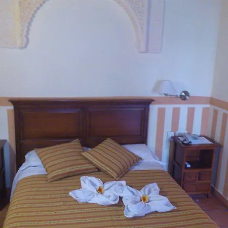Ξενοδοχείο Abadia 2*