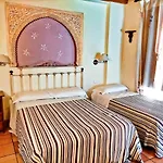 Hotell Abadia 2*