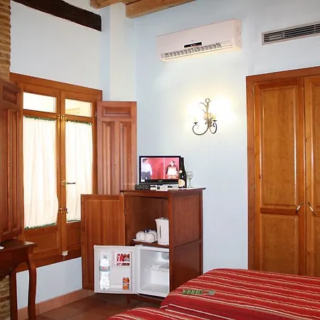 Otel Abadia 2*